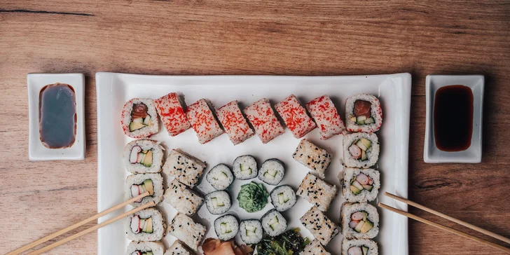 Čtvero sushi menu v centru Olomouce: losos, krevety, krab, okurka i avokádo