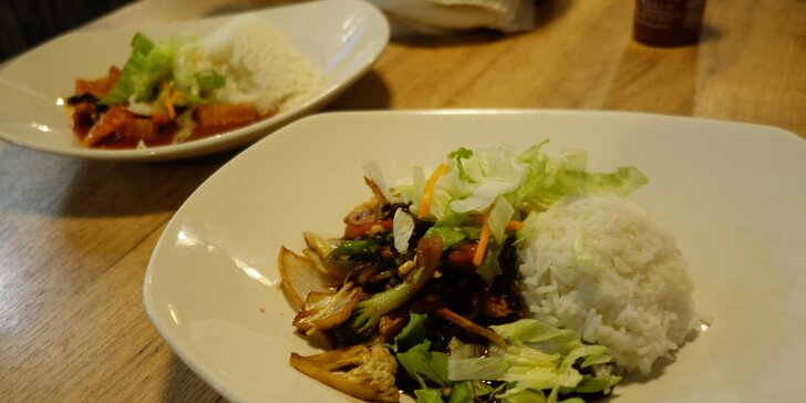 Oběd či večeře na asijský způsob: restované nebo dušené tofu pro 1 i 2