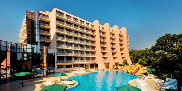 Dovolená v Bulharsku: hotel přímo u pláže a all inclusive program, na přání i letenky
