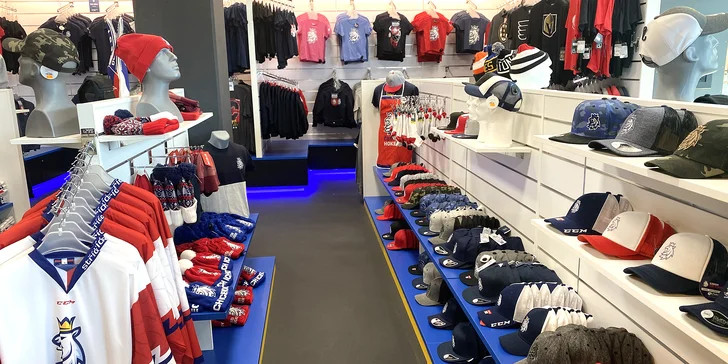 Výbava na MS v hokeji: dres, šála, triko i přívěsek české reprezentace
