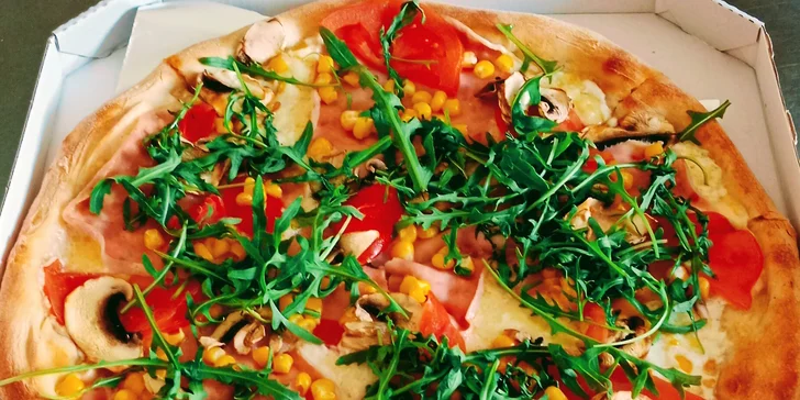 Dvě pizzy o průměru 45 cm s osobním vyzvednutím na provozovně