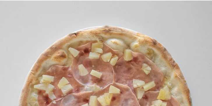 Dvě pizzy o průměru 45 cm s osobním vyzvednutím na provozovně