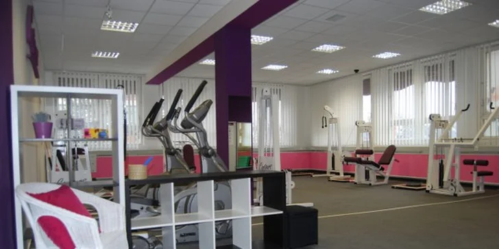 Měsíční permanentka do fitness pro ženy ve Zlíně či Kroměříži + stravovací plán a analýza těla