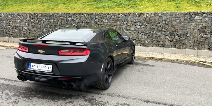 Zapůjčení Chevroletu Camaro 6.2 V8 6 generace na 6, 12 či 24 hodin