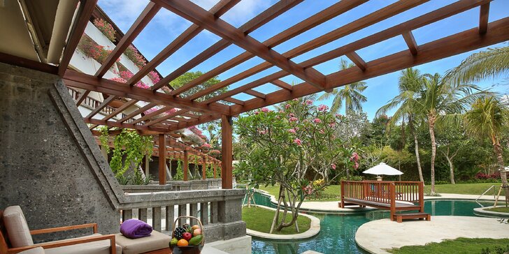 Luxusní dovolená na Bali: 5* hotel se snídaní, 3 venkovní bazény a privátní pláž