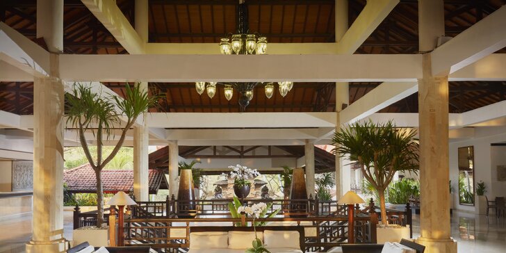 Za parádním odpočinkem na Bali: 5* hotel se snídaní, bazénem, restauracemi i privátní pláží