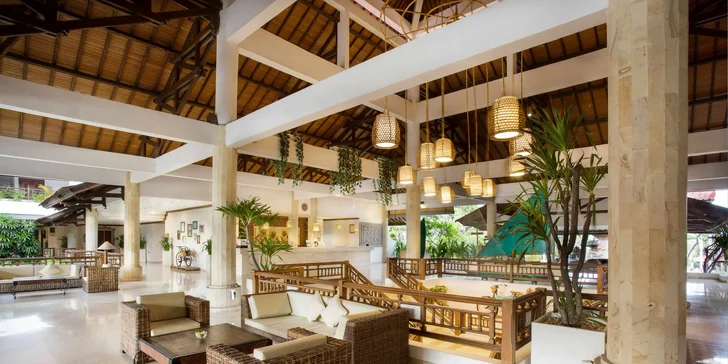 Za parádním odpočinkem na Bali: 5* hotel se snídaní, bazénem, restauracemi i privátní pláží