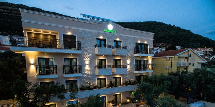 Odpočinkový pobyt v 4* hotelu v Černé Hoře: bufetová polopenze a vyhřívaný bazén