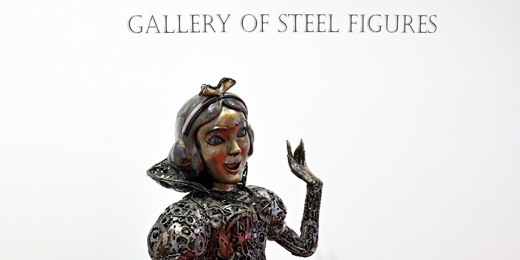 Galerie ocelových figurín na Starém Městě: úžasný svět sci-fi, pohádek, komiksů i luxusních aut