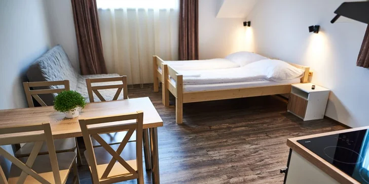 Apartmány Na Faře či Stodola na Bílé pro dva i celou rodinu: bazén, snídaně i herna