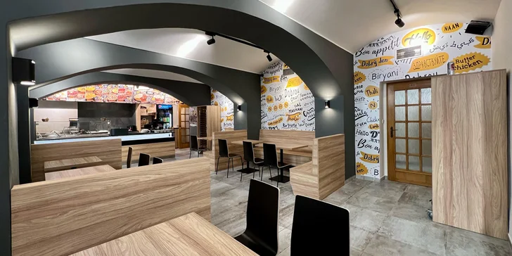 Indické degustační menu pro dva: polévka, butter chicken, dal a masala i lassi či zázvorové pivo