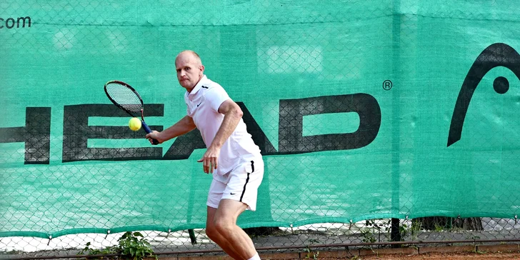 Tenisový trénink pod vedením 22. hráče ATP Bohdana Ulihracha