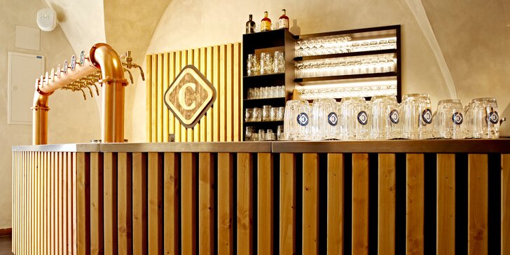 Půllitr piva Cvikov v restauraci Sladovna ve Vodičkově ulici: na výběr 5 druhů vč. Sváteční 13°