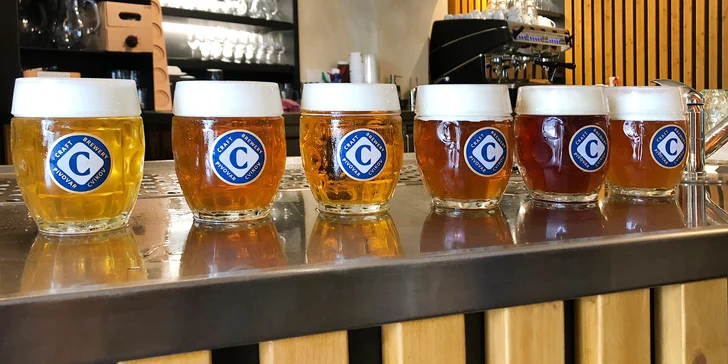 Půllitr piva Cvikov v restauraci Sladovna ve Vodičkově ulici: na výběr 5 druhů vč. Sváteční 13°