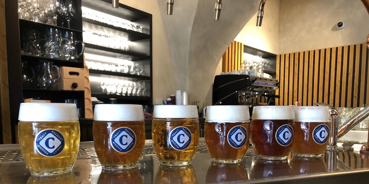 Půllitr piva Cvikov v restauraci Sladovna ve Vodičkově ulici: na výběr 5 druhů vč. Sváteční 13°