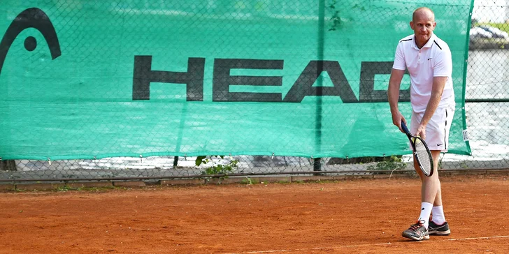 Tenisový trénink pod vedením 22. hráče ATP Bohdana Ulihracha