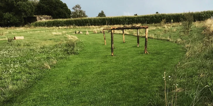 Dostaňte míč nebo balon do jamky: minigolf, fotbalgolf i fotbalpool pro dva či celou rodinu