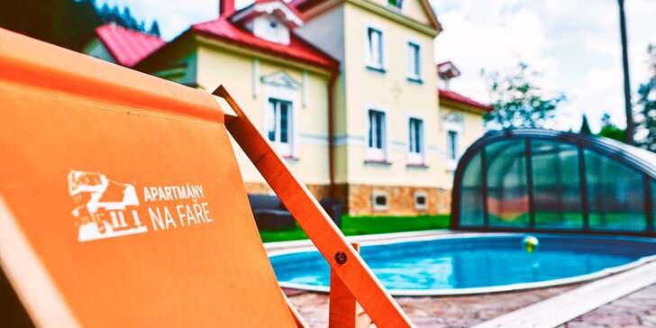 Apartmány Na Faře či Stodola na Bílé pro dva i celou rodinu: bazén, snídaně i herna