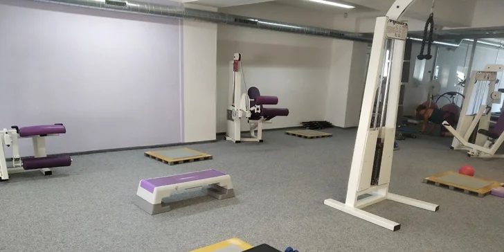 Buďte fit: neomezená permanentka do fitness pro ženy na 1 nebo 2 měsíce