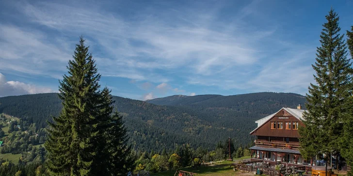 Aktivní dovolená ve Špindlu: penzion s polopenzí a saunou