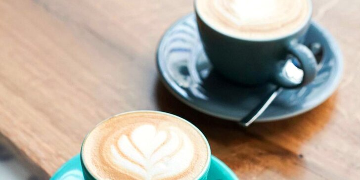 Baristický kurz i pro úplné začátečníky a latte art pro mírně pokročilé: srdíčko a rozetka