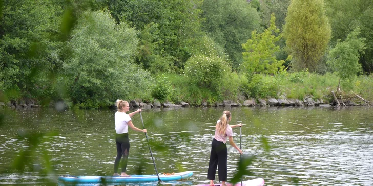 Vodní radovánky na Vltavě: půjčení paddleboardu pro jednoho i pro dva