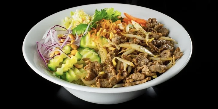 Vietnamské menu pro 1 nebo 2 osoby: jarní či letní závitky i bún bò nam bộ