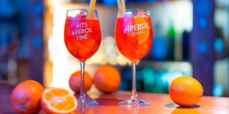 Pravé italské osvěžení: prosecco nebo Aperol Spritz i s tapas pro 2–4 osoby