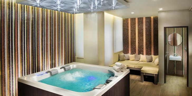 Hotel v centru Budapešti: snídaně v michelinské restauraci a neomezený vstup do wellness