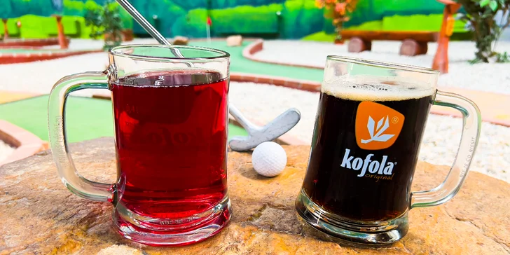 Hodina adventure golfu na krytém hřišti a drinky pro 2 nebo 4 osoby