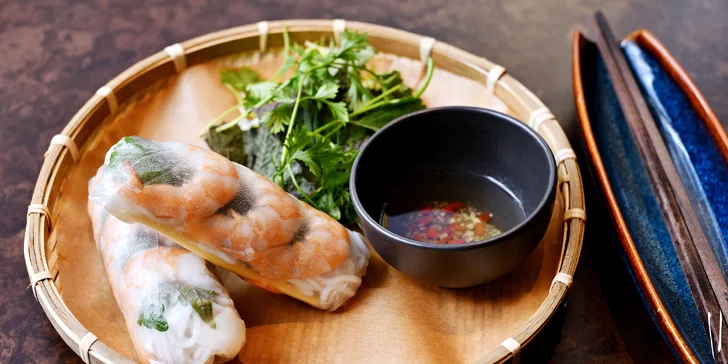 Vietnamské speciality pro dva: až 6chodové menu s pho, grilovaným bůčkem, hovězím i dezertem