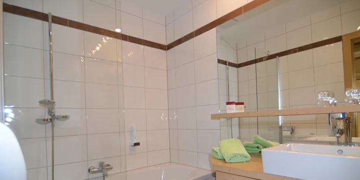Dovolená v Tyrolsku: 4* hotel s polopenzí, neomezený wellness a 1 dítě do 10,9 let zdarma