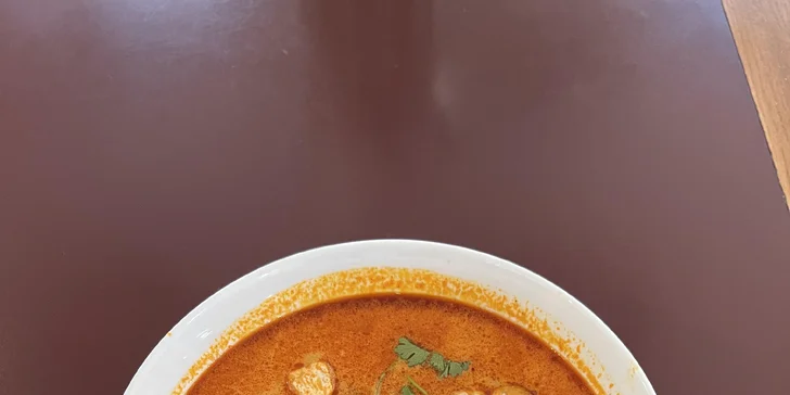 Vietnamské menu pro 1 nebo 2 osoby: jarní či letní závitky i bún bò nam bộ