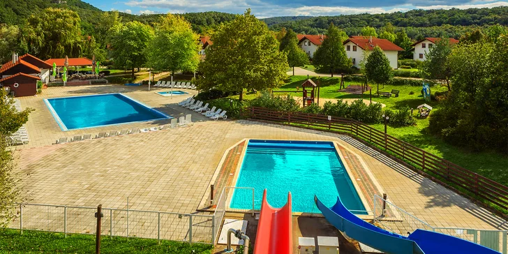 Rodinný relax nedaleko Budapešti: neomezeně wellness, možnost polopenze a slevy, děti zdarma