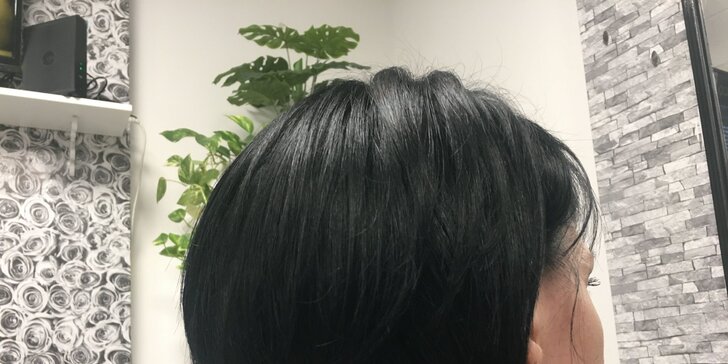 Péče o vlasy v Holešovicích: střih, barvení, melír i air touch nebo prodloužení vlasů