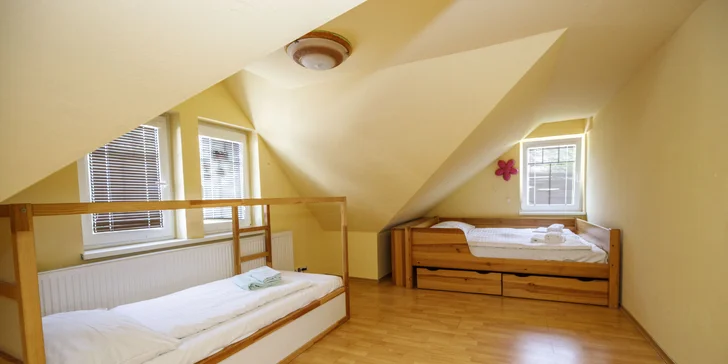 Rodinný pobyt na Bublavě v Krušných horách: pohodový baby friendly hotel se snídaní