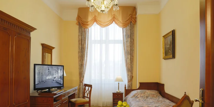 Pobyt v Karlových Varech se snídaní či polopenzí i neomezeným wellness