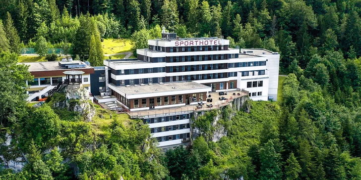 Dovolená v rakouských Alpách, 500 m od sjezdovky: polopenze, neomezený wellness a fitness, svačinka na túry