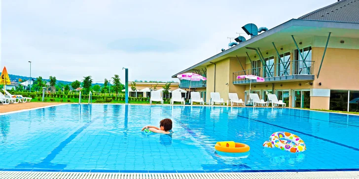 Relax i sport poblíž Budapešti: jídlo, wellness, lahev vína a 2 děti do 5,9 let zdarma