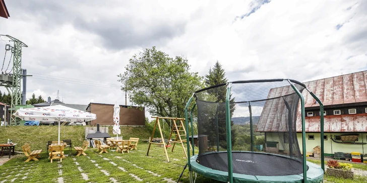 Pobyt v Krušných horách: ubytování se snídaní v pokojích či apartmánech