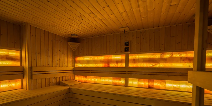 Pobyt ve 4* hotelu jen 150 m od Balatonu: neomezený wellness a polopenze