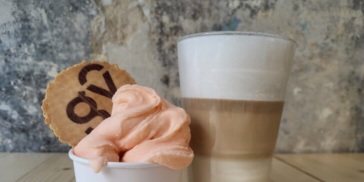 Zmrzlina a káva podle výběru v Gelatology pod Pražským hradem