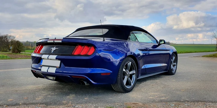 Nadupaný Ford Mustang Cabrio: zapůjčení na 15–60 minut nebo až celý den