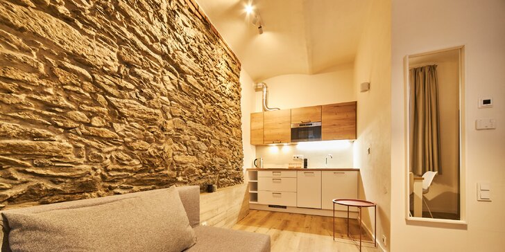 Pobyt u Špindlerova mlýna: ubytování ve stylovém apartmánu dle výběru i lahev prosecca a sauna