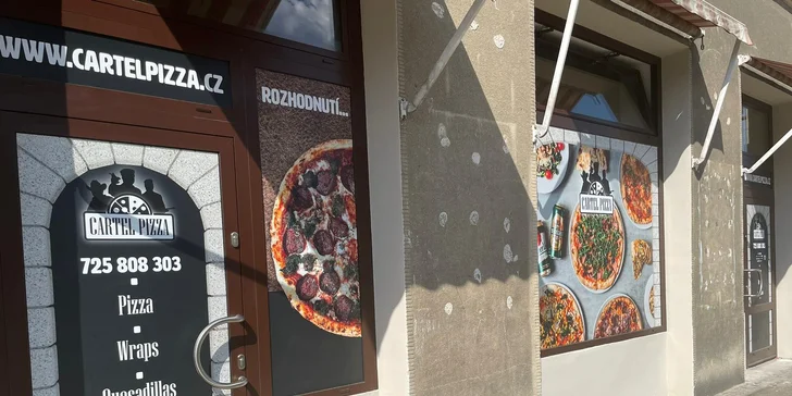 Jedna či dvě pizzy a třeba i nápoje dle výběru: šunková, slaninová i vegetariánská či tvarůžková