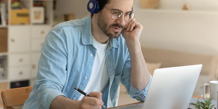 Zlepšete se v angličtině: online lekce konverzace ve Speaking Club