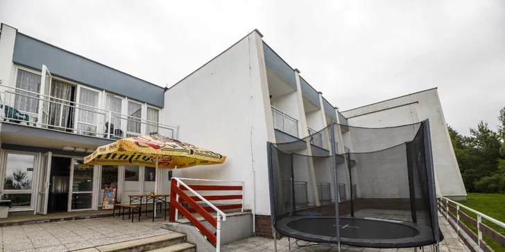 Pobyt na dosah Orlické přehrady: pokoje s balkonem a polopenze