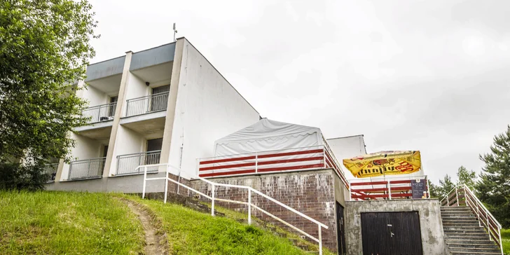 Pobyt na dosah Orlické přehrady: pokoje s balkonem a polopenze