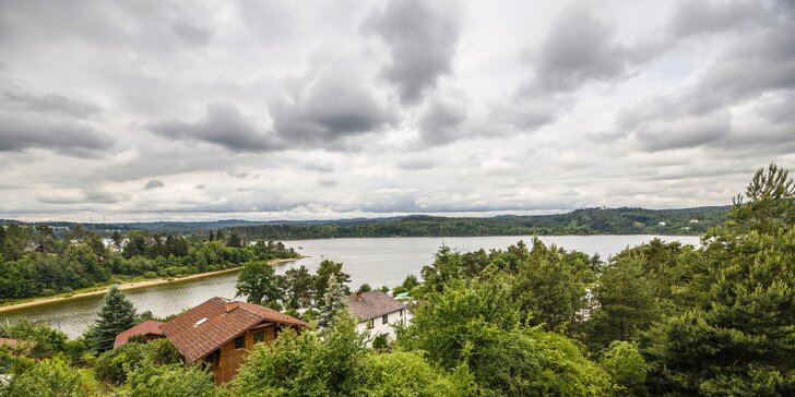Pobyt na dosah Orlické přehrady: pokoje s balkonem a polopenze