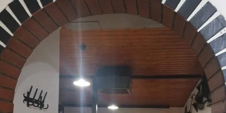 Skvělá bašta: 1 kg mixu řízečků ve Starosuchdolské restauraci